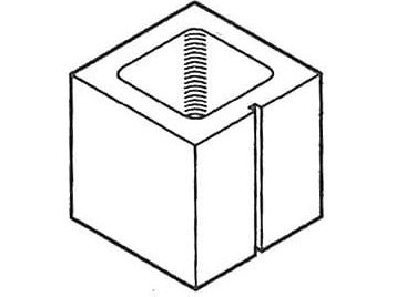 Dimensioned drawing of a 8 inch 1 score half concrete block