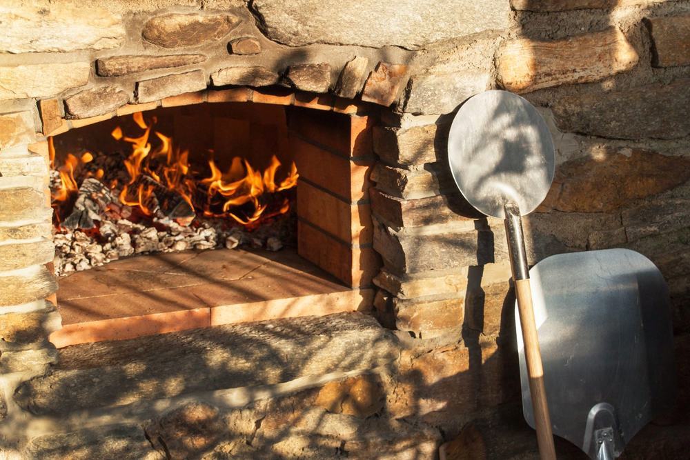 VanderWall Brothers fireplace and stone work